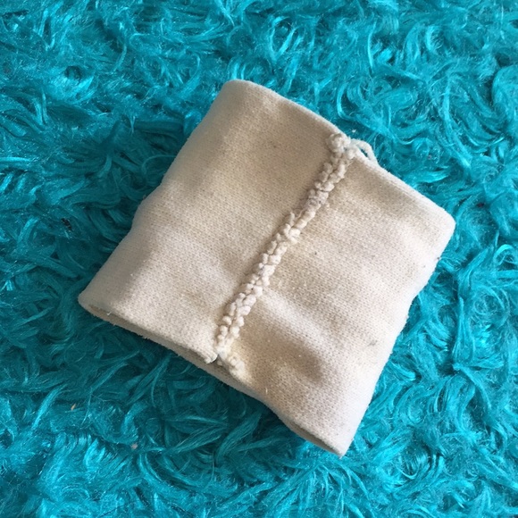 Retro Hello Kitty wristband - Picture 6 of 8